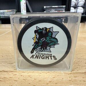 Vintage LONDON KNIGHTS OHL Official Sponsored Hockey Puck IN GLAS CO Canada